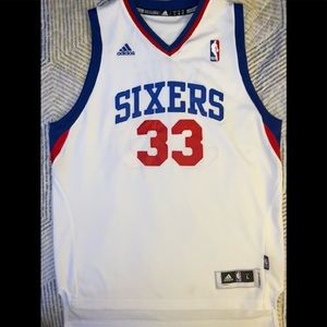 Bynum 33• Sixers Jersey•Large(14-16)